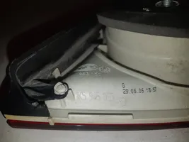 Volkswagen Jetta V Lampy tylnej klapy bagażnika 1K5945093