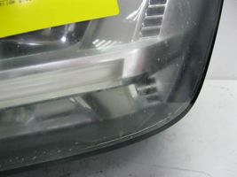 Audi Q2 - Lampa przednia 81A941033