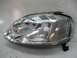 Volkswagen Fox Lampa przednia 