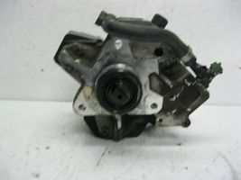 Volvo V70 Polttoaineen ruiskutuksen suurpainepumppu 0445010111