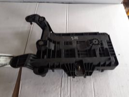 Audi A3 S3 8P Support boîte de batterie 1K0915333B