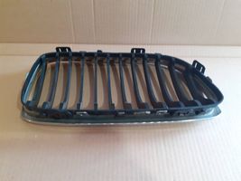 BMW 3 E90 E91 Maskownica / Grill / Atrapa górna chłodnicy 7201967