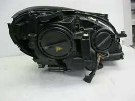 Mercedes-Benz C W204 Lampa przednia A2048204339