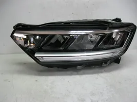 Volkswagen T-Roc Lampa przednia 2GA941005F