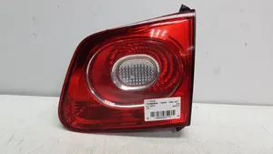 Volkswagen Tiguan Lampy tylnej klapy bagażnika 5N0945094B