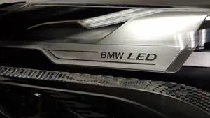 BMW 2 Active Tourer U06 Lampa przednia 5A4224807