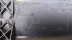 Audi Q5 SQ5 Etupuskurin alustan pohjalevy 8R0807233E