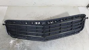 Mercedes-Benz C W204 Maskownica / Grill / Atrapa górna chłodnicy A2048801283