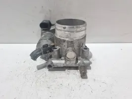 Volkswagen Golf IV Throttle valve 036133062D