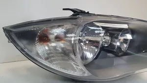 BMW 1 E81 E87 Lampa przednia 7193388