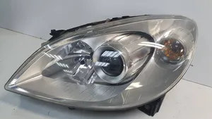 Mercedes-Benz B W245 Lampa przednia 