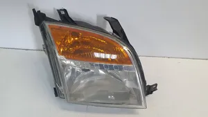 Ford Fusion Lampa przednia 