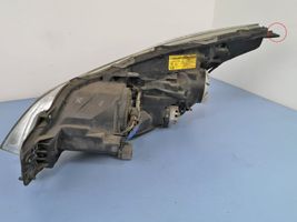 Subaru Outback Lampa przednia 84001AJ100