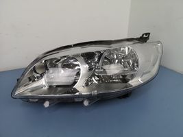 Peugeot 301 Lampa przednia 9675139080