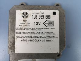 Volkswagen Sharan Oro pagalvių valdymo blokas 1J0909608