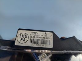 Toyota Corolla E160 E170 Lampa przednia 8111002L7000