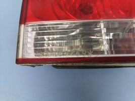 Volkswagen Touareg I Lampy tylnej klapy bagażnika 7L6945093H