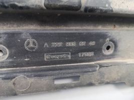 Mercedes-Benz S W222 Galinis laikiklis bamperio A2228850246