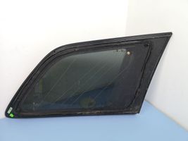 Jeep Grand Cherokee Fenêtre latérale avant / vitre triangulaire 68211111AC