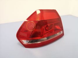 Volkswagen PASSAT B7 Luci posteriori 561945095F