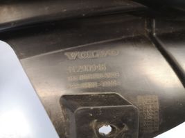 Volvo V40 Belka zderzaka przedniego 31290948