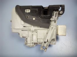 Volkswagen PASSAT B6 Serrure de porte avant 3C2837016A