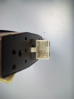 KIA Shuma Interruptor del elevalunas eléctrico 4734911000