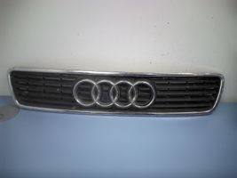 Audi A4 S4 B5 8D Передняя решётка 8D0853651J