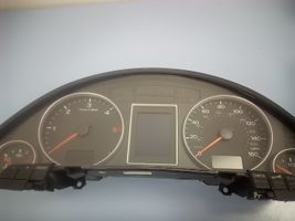 Audi A4 S4 B7 8E 8H Спидометр (приборный щиток) 8E0920951L