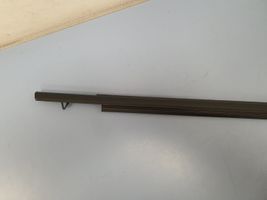 Toyota RAV 4 (XA50) Verkleidung Türfenster Türscheibe hinten 757400R050