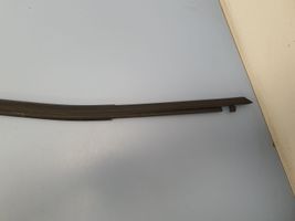 Toyota RAV 4 (XA50) Verkleidung Türfenster Türscheibe hinten 757400R050