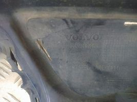 Volvo S60 Moldura inferior del parachoques trasero 31323148