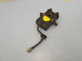 Hyundai Santa Fe Charnière, capot moteur 791502W000