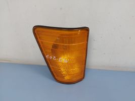 Mercedes-Benz 207 310 Frontblinker 32757R6