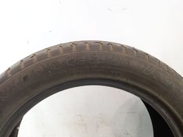 Land Rover Discovery 4 - LR4 R20 summer tire 