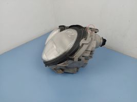 Mercedes-Benz C W203 Lampa przednia A2038201161