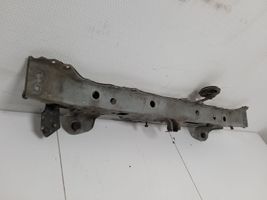 Toyota Yaris Staffa del pannello di supporto del radiatore parte superiore 