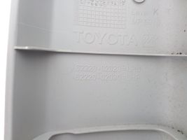 Toyota Auris 150 Osłona słupka szyby przedniej / A 6222002020