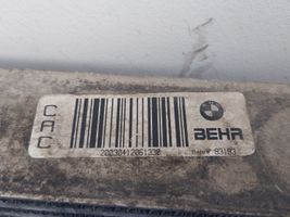 BMW X5 E53 Välijäähdyttimen jäähdytin 17512247966