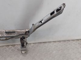 Mercedes-Benz A W168 Staffa del pannello di supporto del radiatore A1686208534