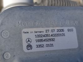 Mercedes-Benz A W168 Eje de la columna de dirección A1694603216