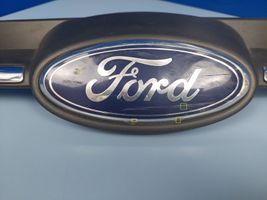 Ford Focus Etupuskurin ylempi jäähdytinsäleikkö BM51BA133B