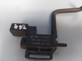 Volkswagen Touran II Electrovanne Soupape de Sûreté / Dépression 37906283C