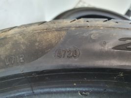 Porsche Cayenne (9Y0 9Y3) Neumático de verano R22 
