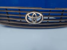 Toyota Corolla E110 Grille calandre supérieure de pare-chocs avant 531111A430