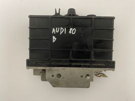 Audi 100 S4 C4 Module de contrôle de boîte de vitesses ECU 097927731
