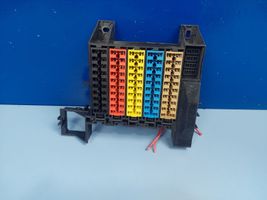 Audi A8 S8 D2 4D Fuse module 4D0941824