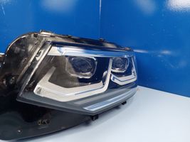 Volkswagen Tiguan Lampa przednia 5NB941081C