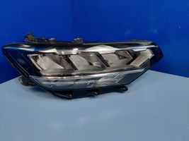 Volkswagen PASSAT B8 Lampa przednia 3G1941036P