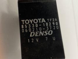 Toyota Yaris Tuulilasi tuulilasinpesimen pumppu 8533010290
